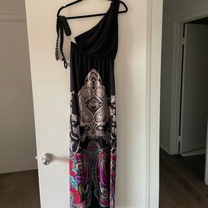 One shoulder maxi dress